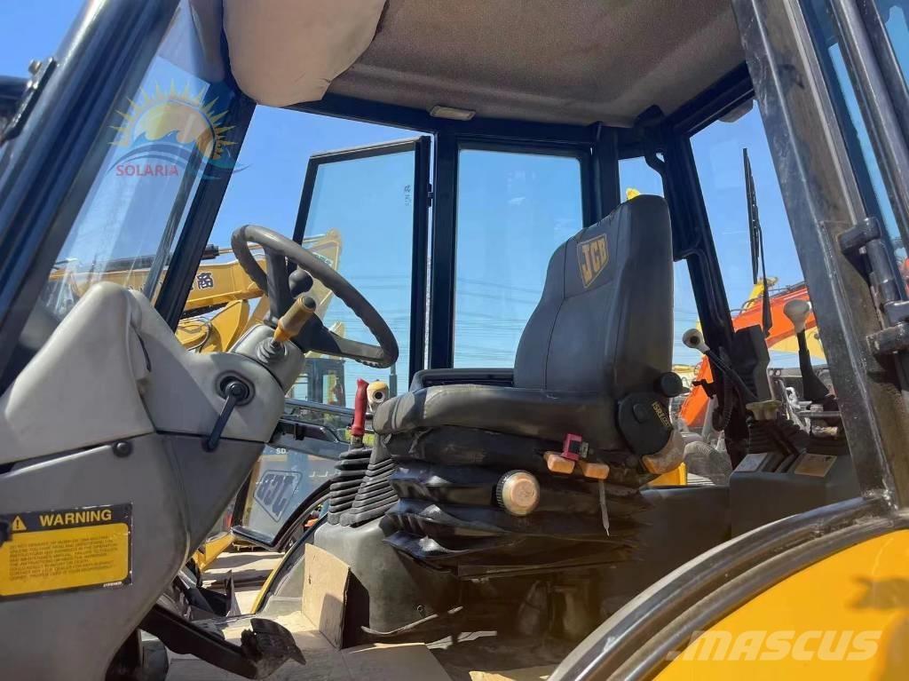 JCB 4CX Backhoe loaders