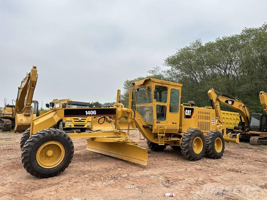 CAT 140 G Graders