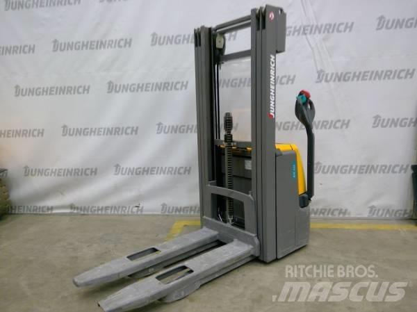 Jungheinrich EJC 112 Pedestrian stacker