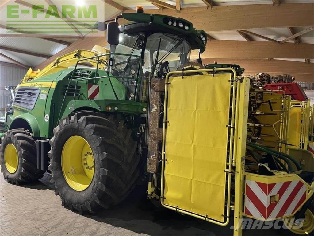 John Deere 9600 Self-propelled foragers