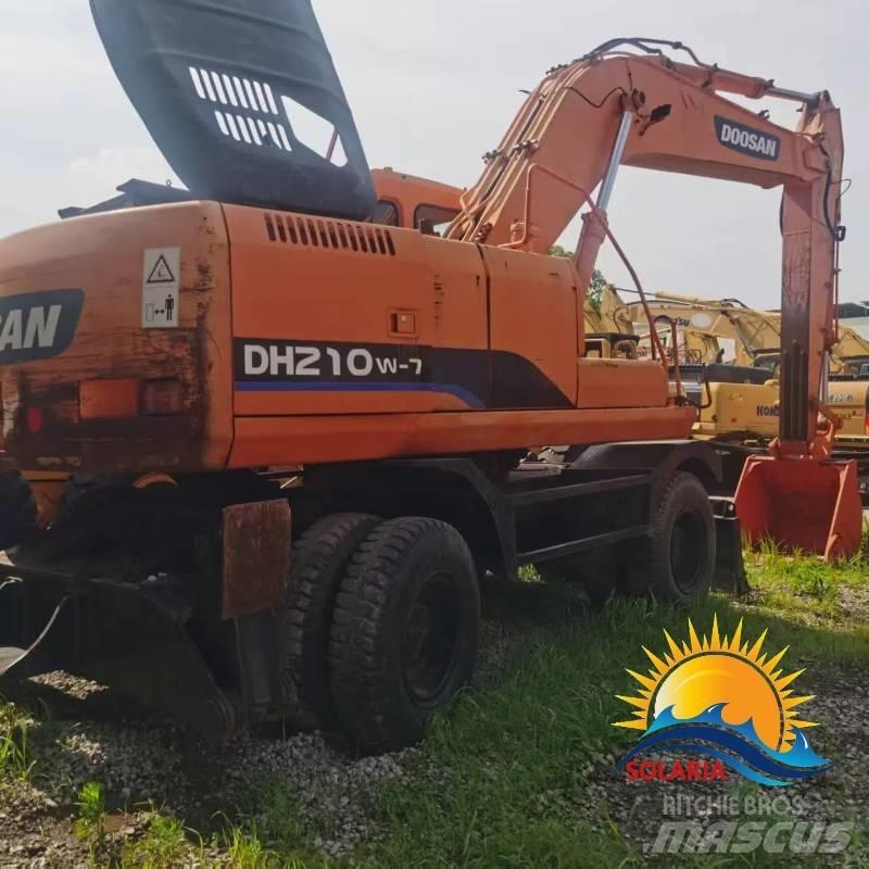 Doosan DH 210 W Wheeled excavators