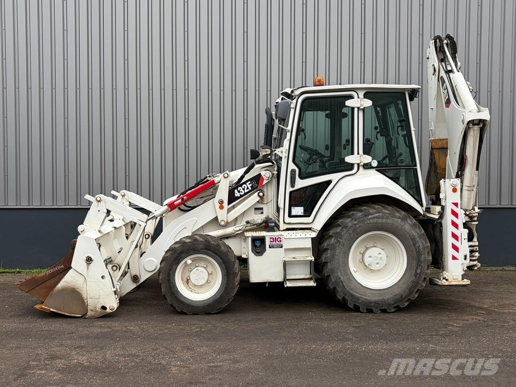 CAT 432F2 Backhoe loaders