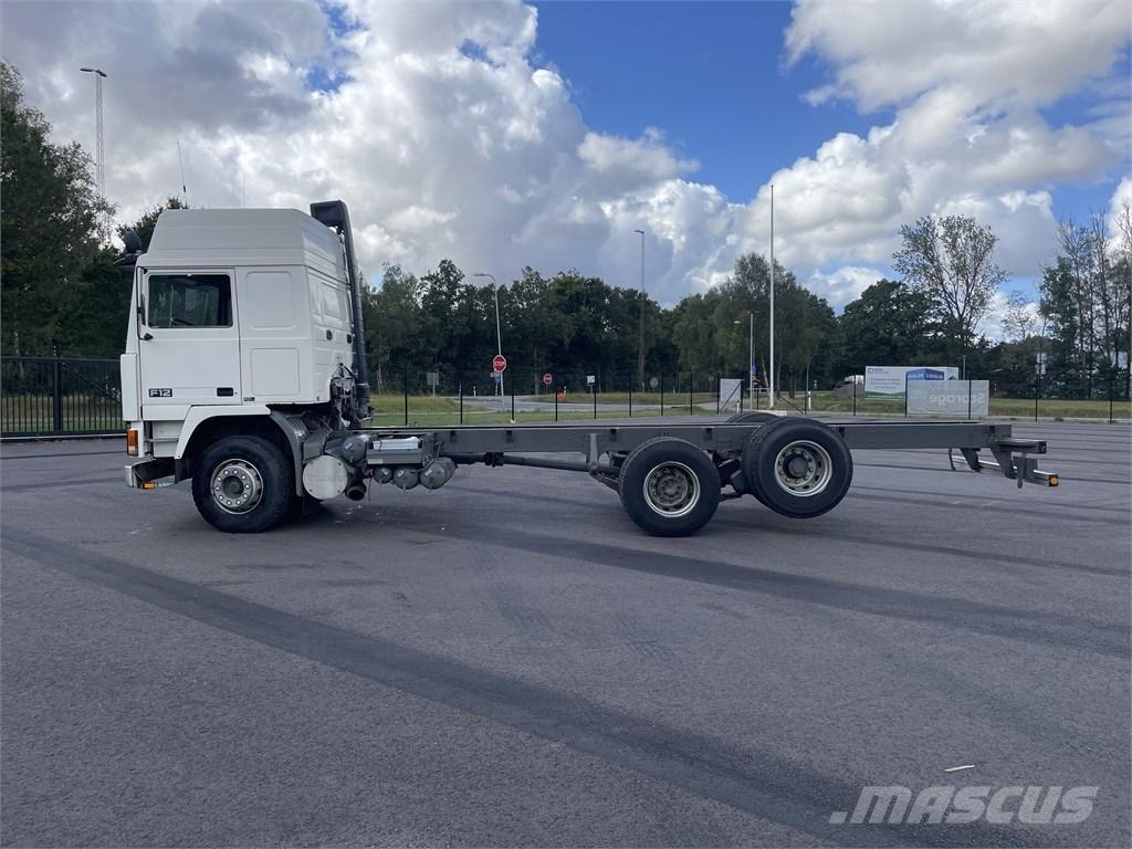 Volvo F 12 Chassis Cab trucks