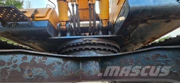 Hyundai Robex 300 LC Crawler excavators