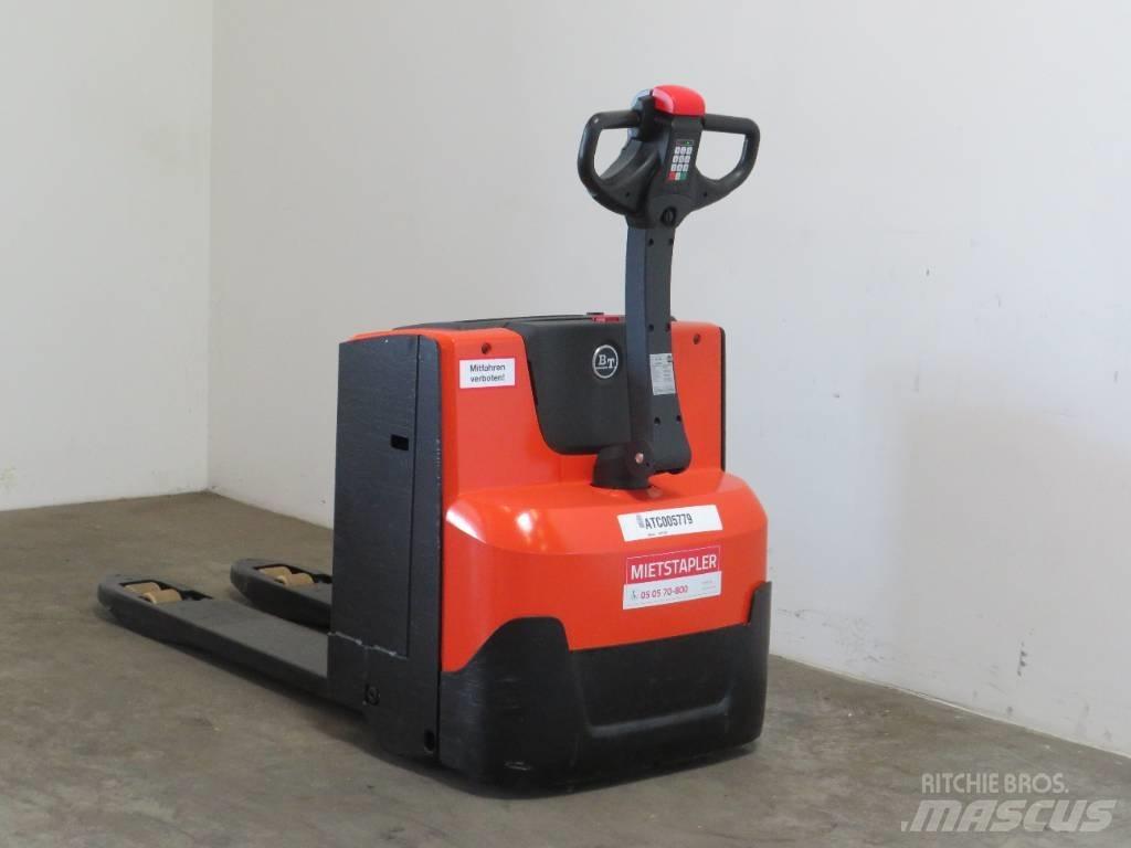 BT LWE 180 Pedestrian stacker
