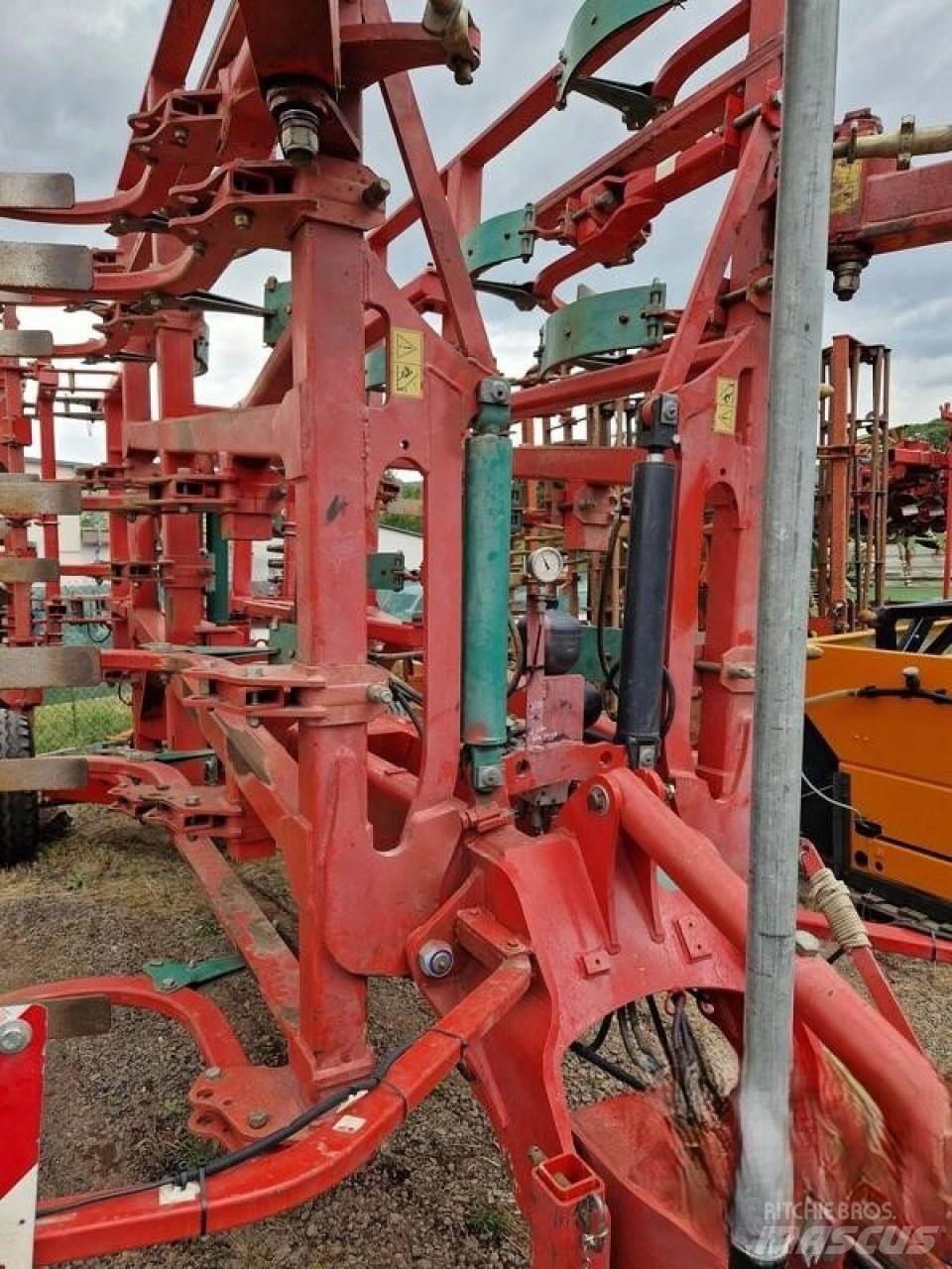 Kverneland CTC 460 Cultivators