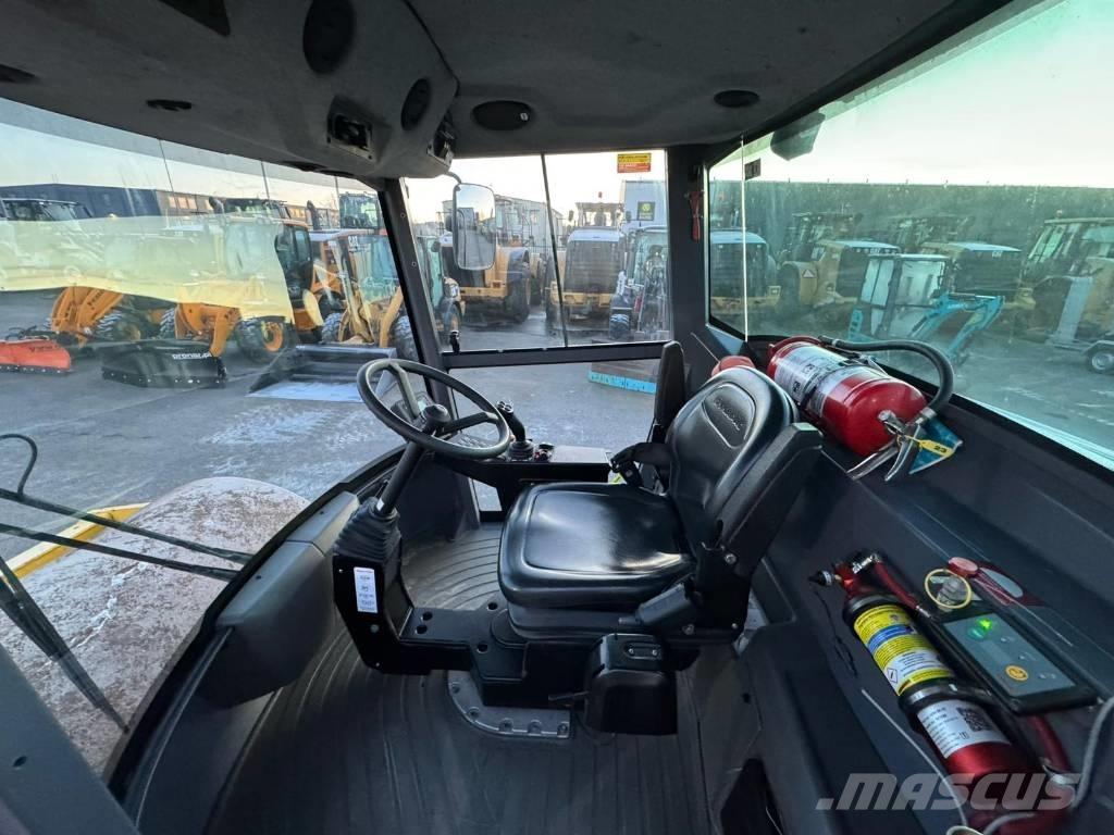 Dynapack CA1500D Single drum rollers