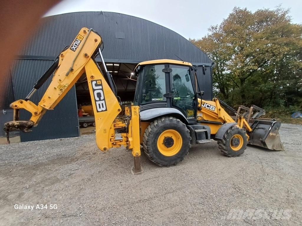 JCB 3 CX Backhoe loaders