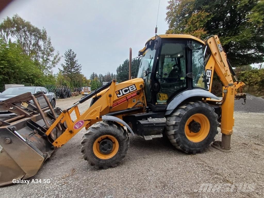 JCB 3 CX Backhoe loaders