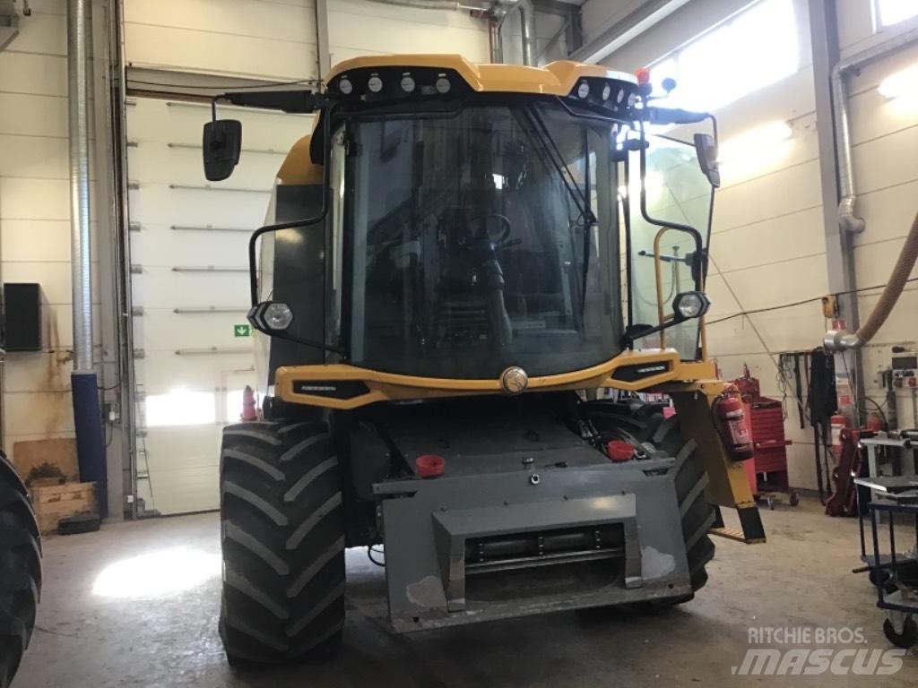 Sampo C8 Combine harvesters