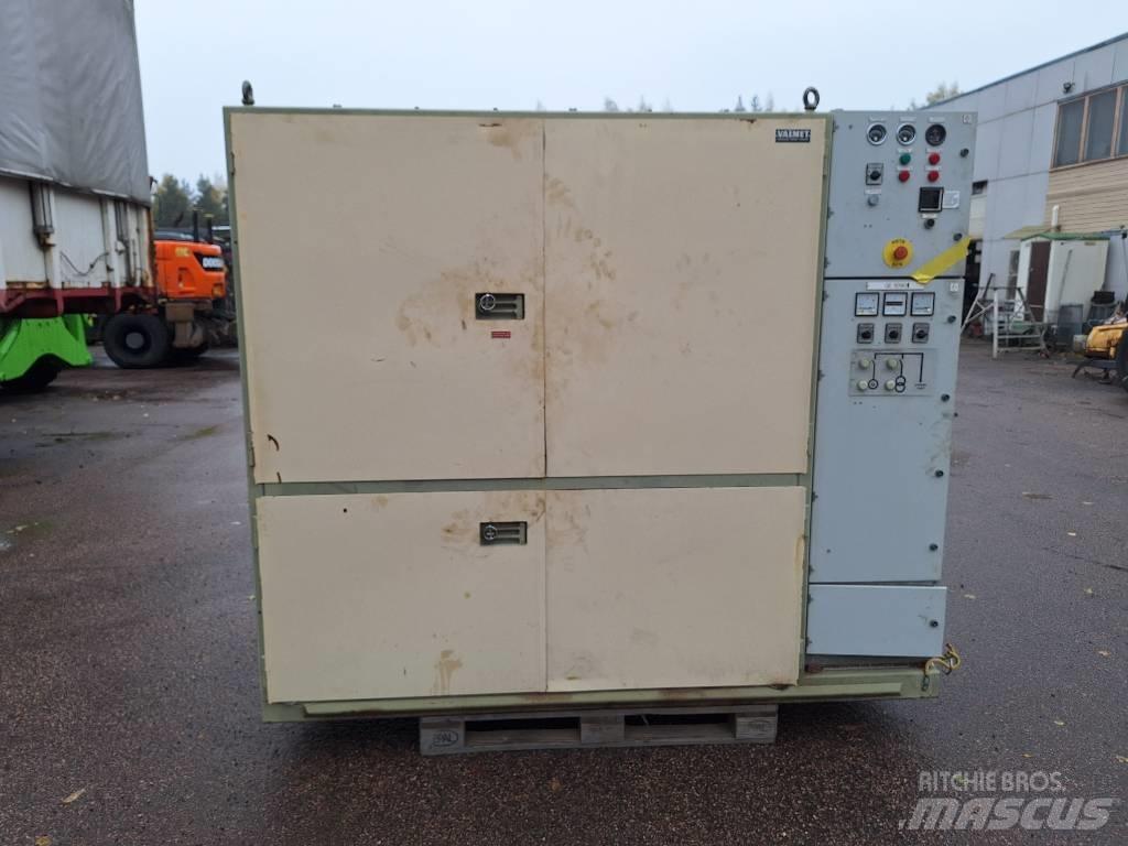 Valmet 611DS-AOP200 Diesel Generators