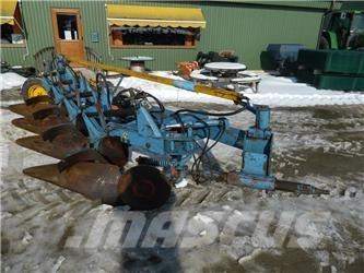 Överum 4 Conventional ploughs
