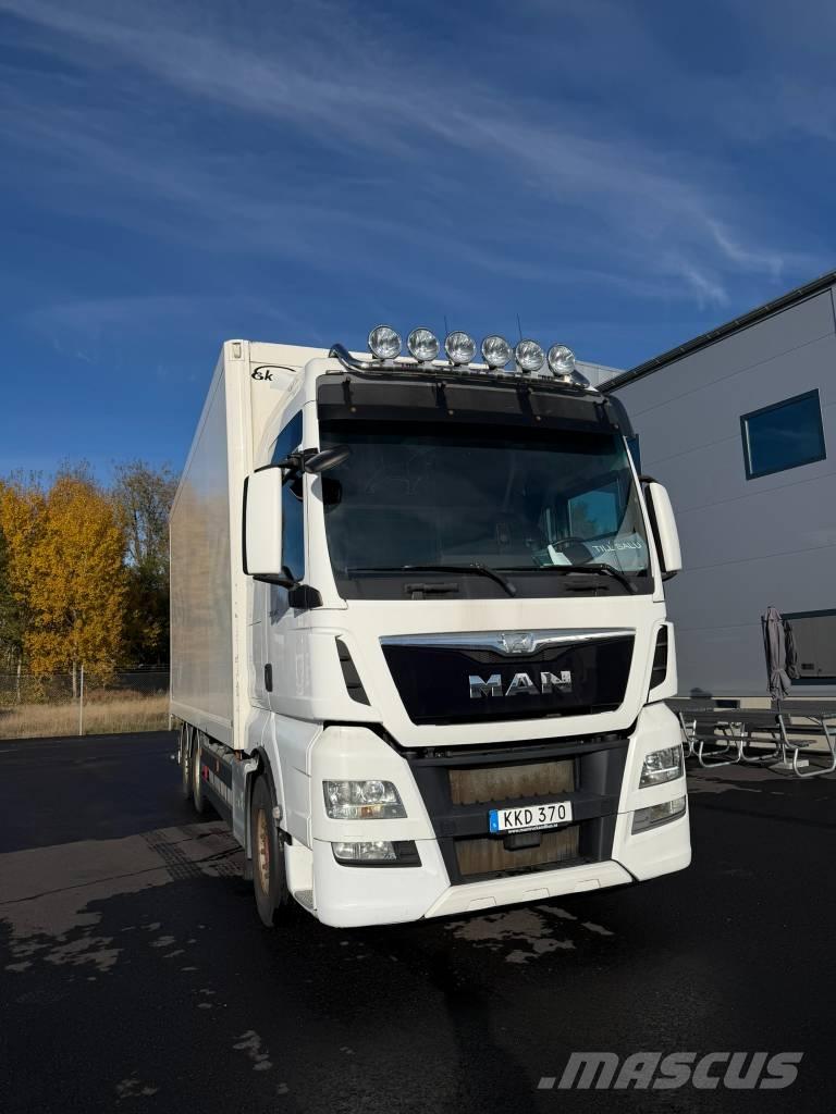 MAN TGX 26.480 6x2 Box body trucks