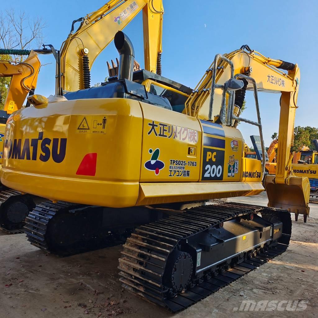Komatsu PC 200-8 Crawler excavators