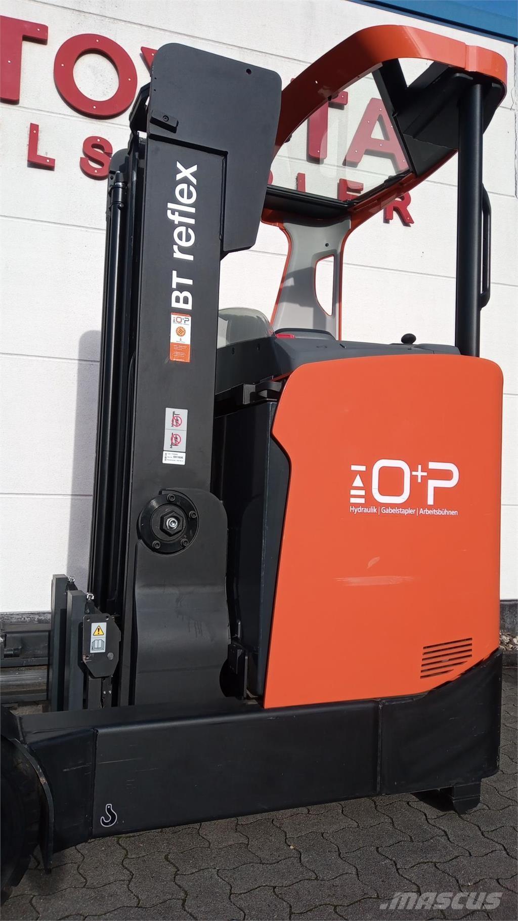 Toyota RRE160HR Reach trucks