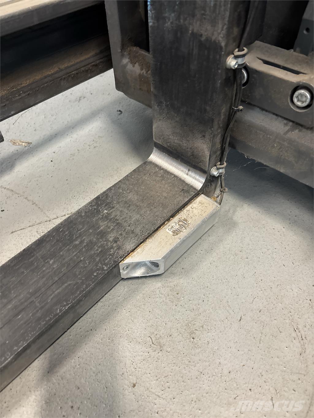 Atlet ULS140 Reach trucks