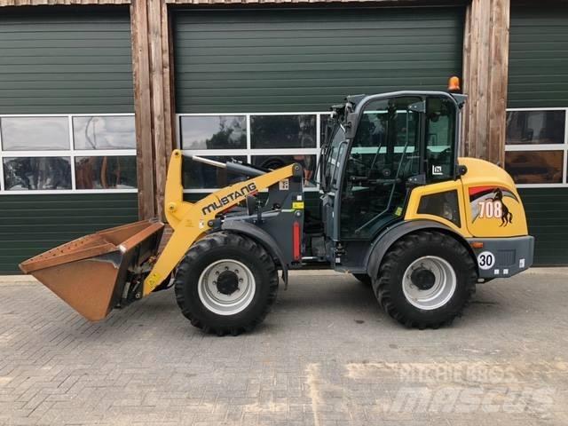 Mustang AL708 Wheel loaders