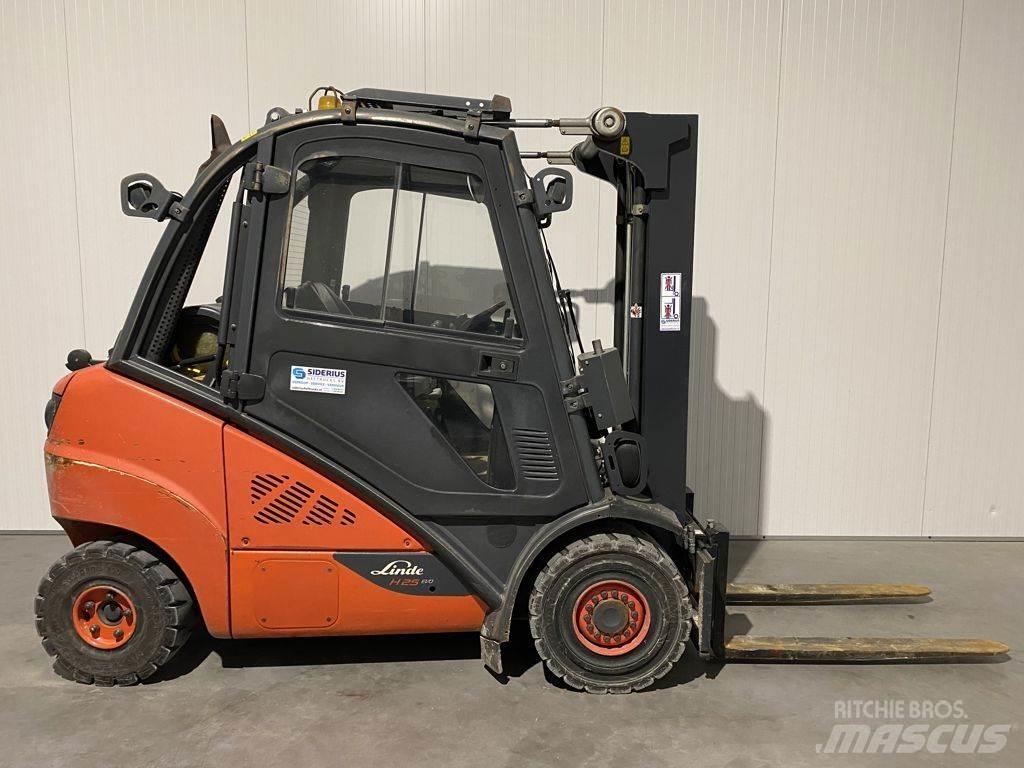 Linde H25T-393 LPG trucks