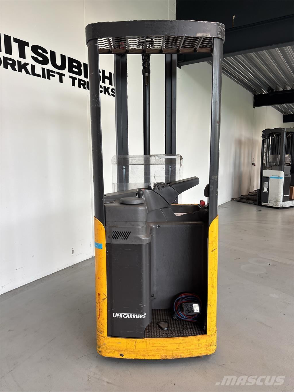 Atlet A160 Self propelled stackers