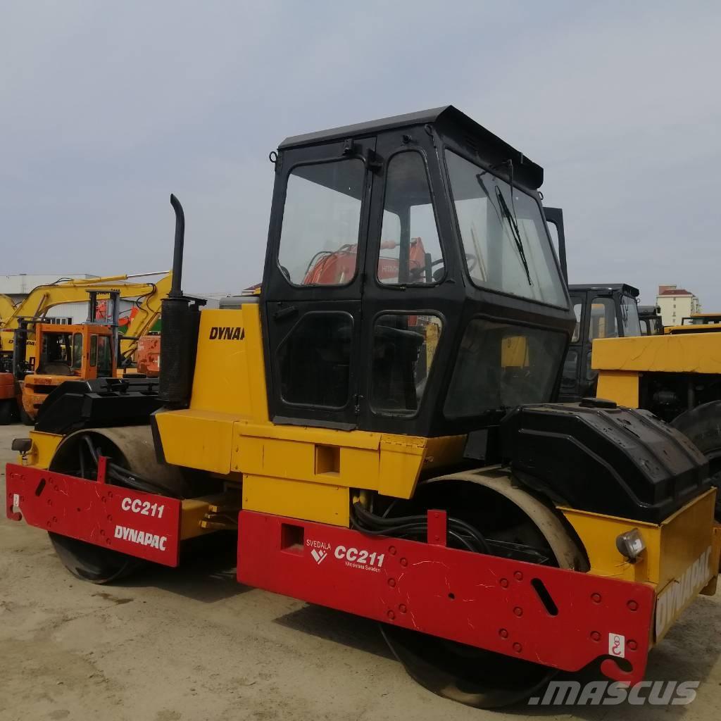 Dynapac CC 211 Twin drum rollers