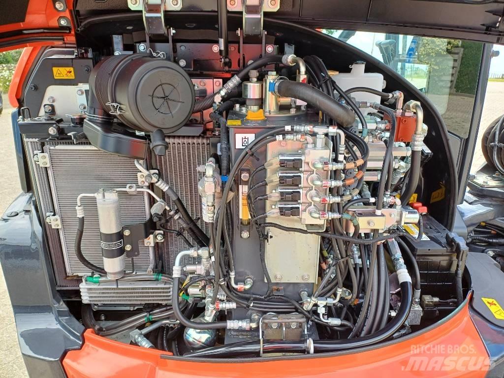 Kubota KX060-5 VA Midi excavators  7t - 12t