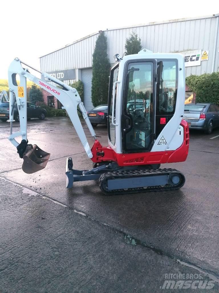 Takeuchi TB216 Mini excavators < 7t (Mini diggers)