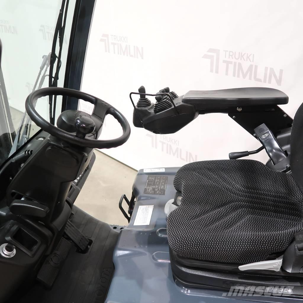 Toyota 8FBM20T Electric forklift trucks