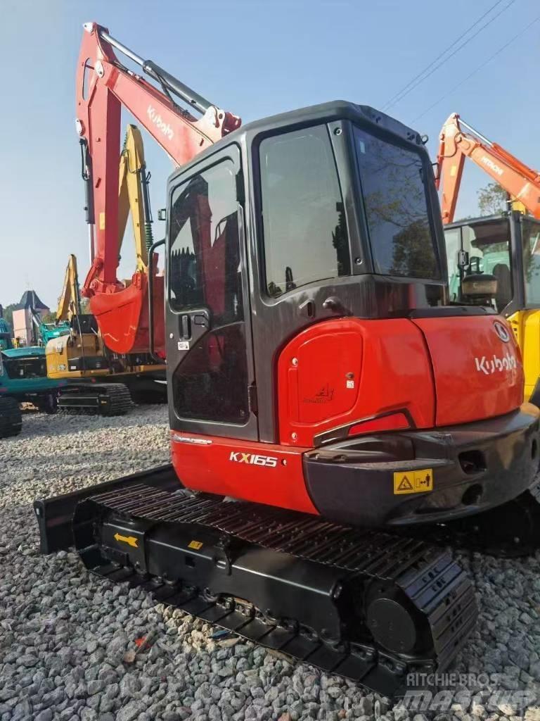 Kubota 165 Crawler excavators