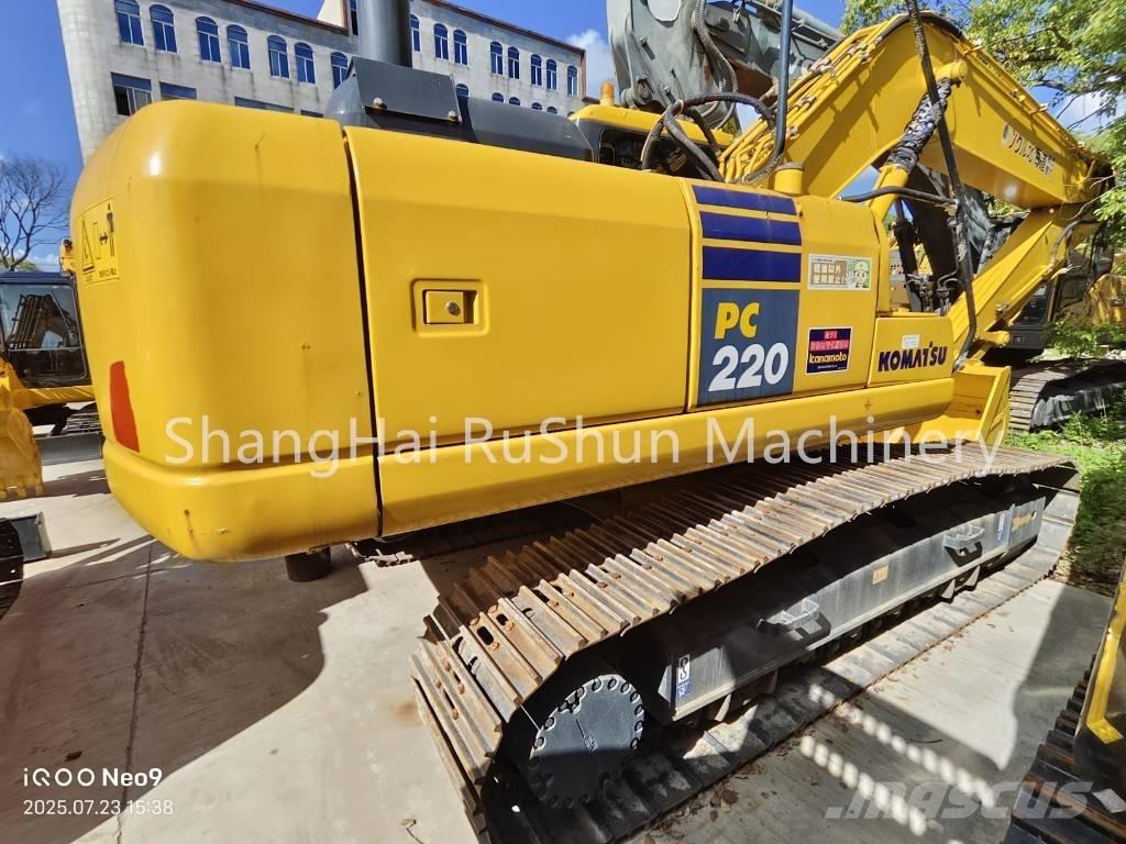 Komatsu 220-7 Crawler excavators
