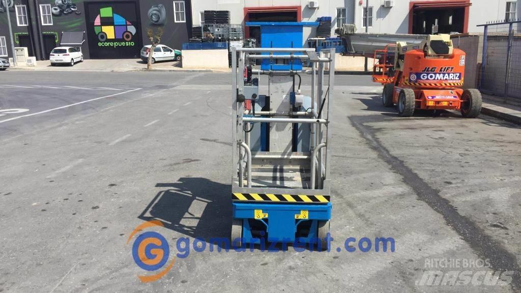 Genie GR 15 Vertical mast lifts