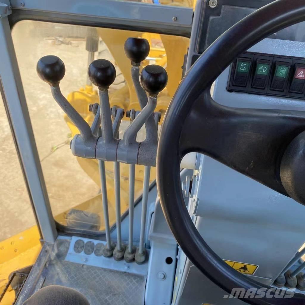 CAT 140 K Graders