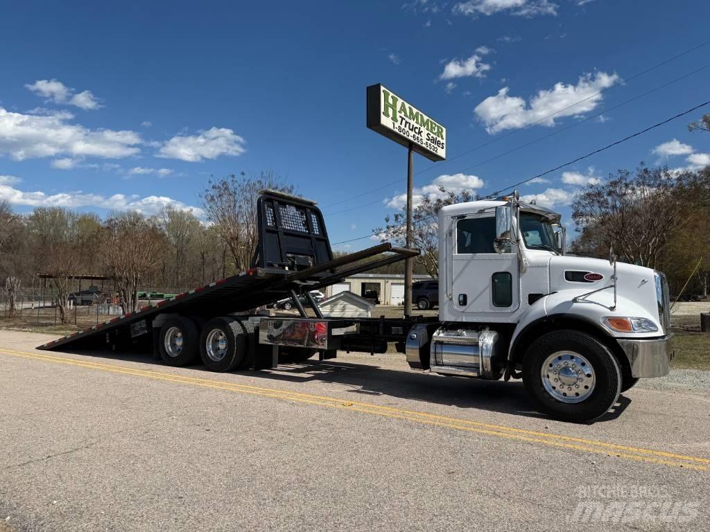 Peterbilt 348 Recovery vehicles