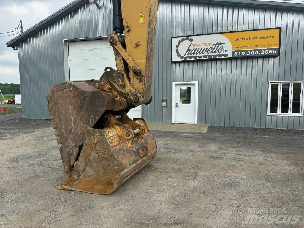 CAT 330F L Crawler excavators