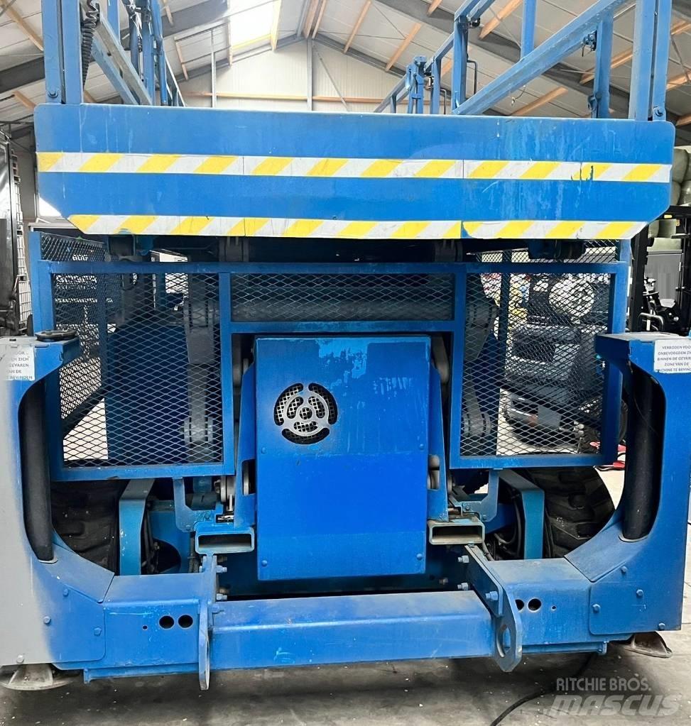 Genie GS 4390 RT Scissor lifts