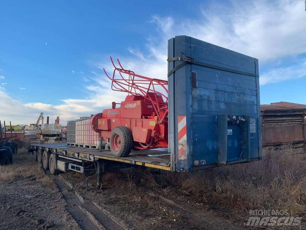 Schmitz S 01 Low loader-semi-trailers