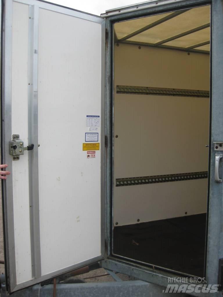 Ifor Williams BV105 Box body trailers