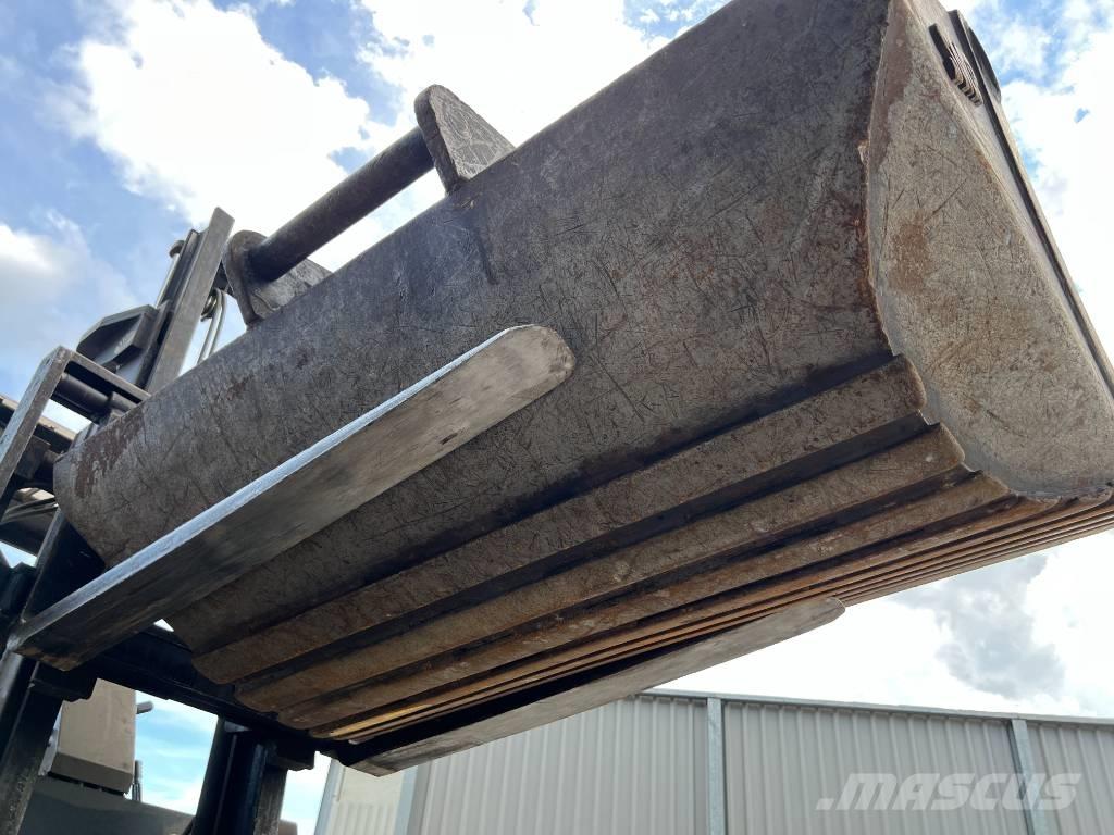 SMP S70 Buckets