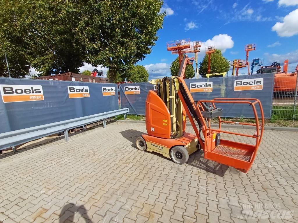 JLG Toucan 10E Vertical mast lifts