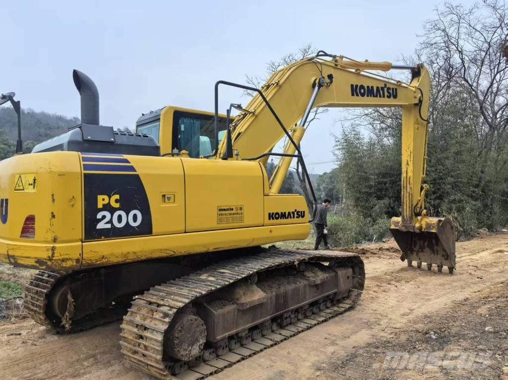 Komatsu PC 200-8 Midi excavators  7t - 12t