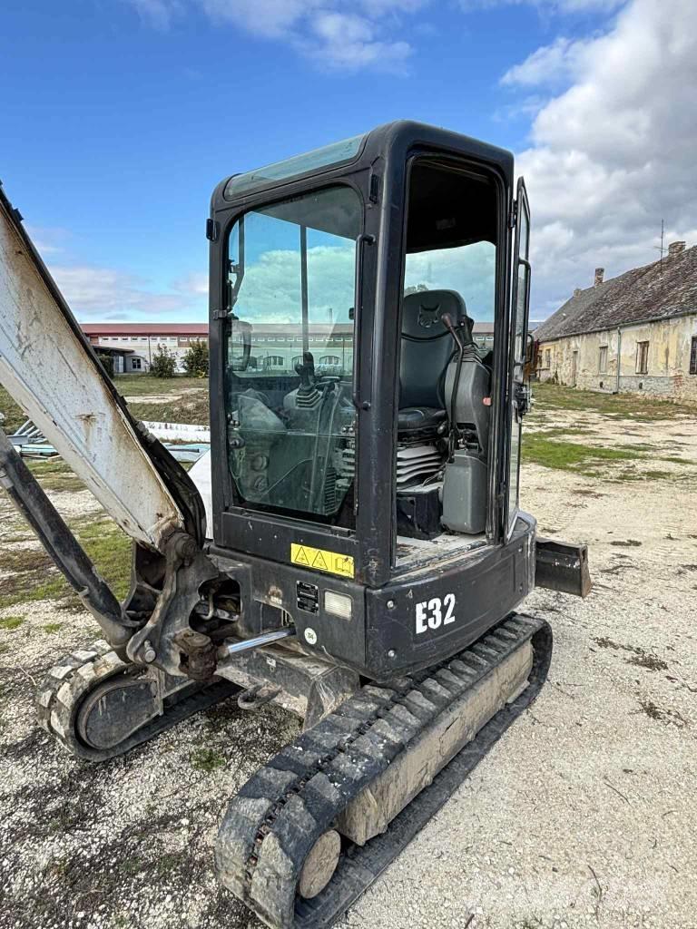 Bobcat E 32 Mini excavators < 7t (Mini diggers)