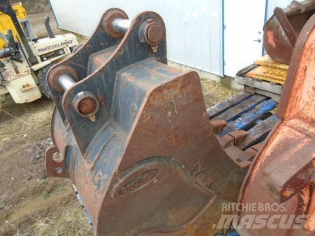 Komatsu PC 200 LC-8 Crawler excavators