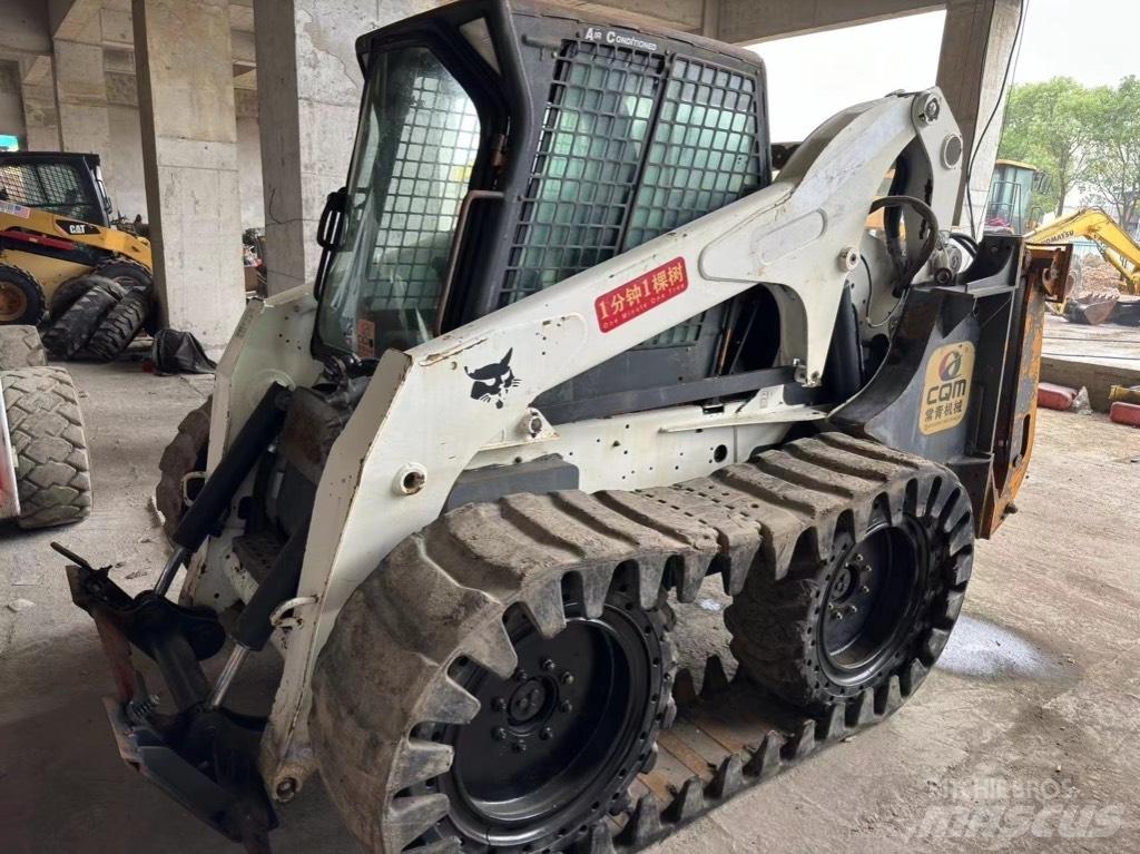 Bobcat S 330 Skid steer loaders