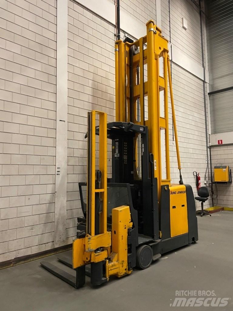 Jungheinrich EKX 513 High lift order picker