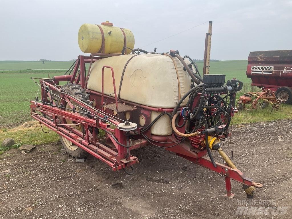 Hardi 2400 Trailed sprayers