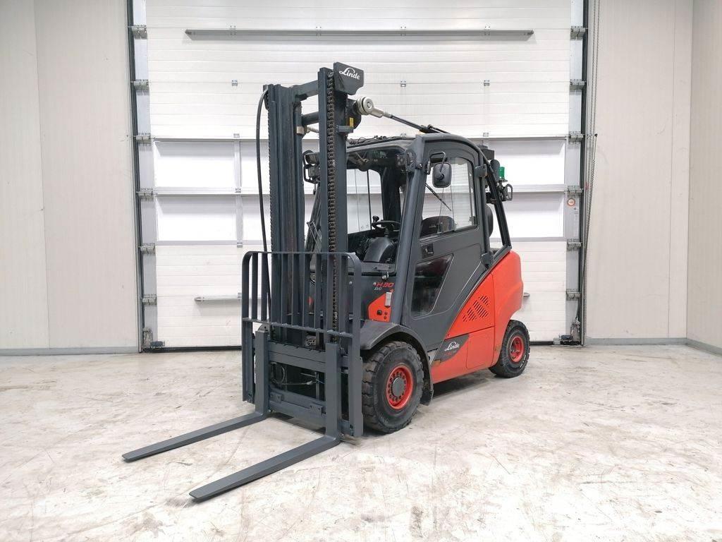 Linde H30D-02 Diesel trucks