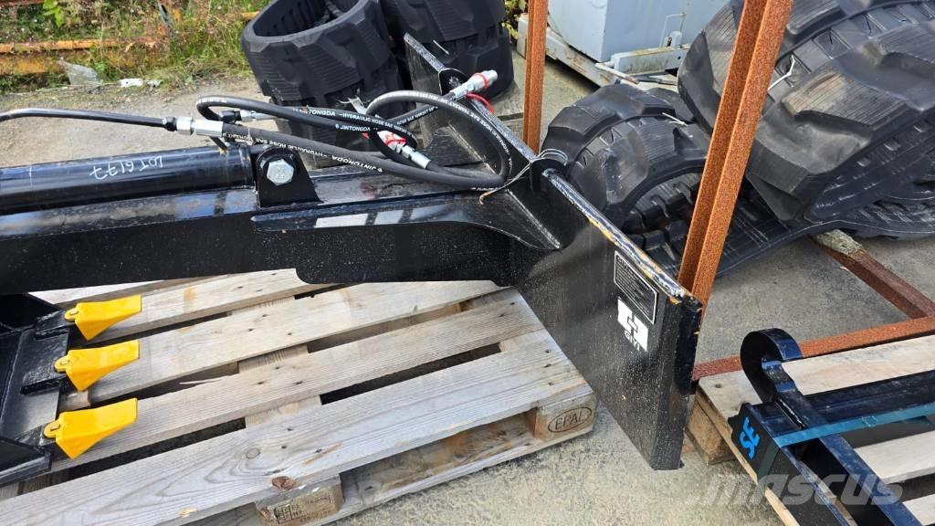  Grävarm Avant bobcat Skid steer loaders