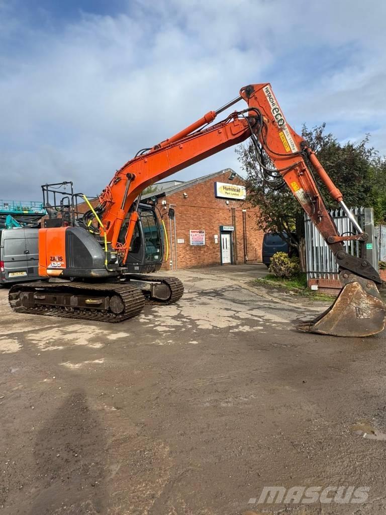 Hitachi ZX 135 US Crawler excavators