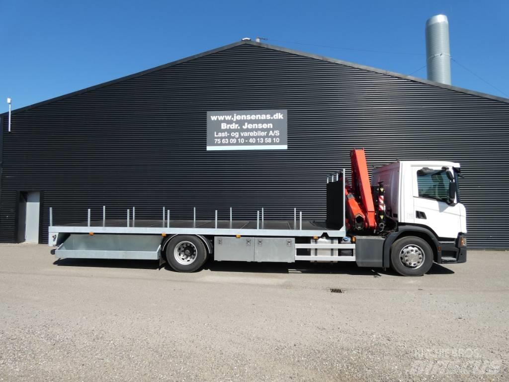Scania p 220 Crane trucks