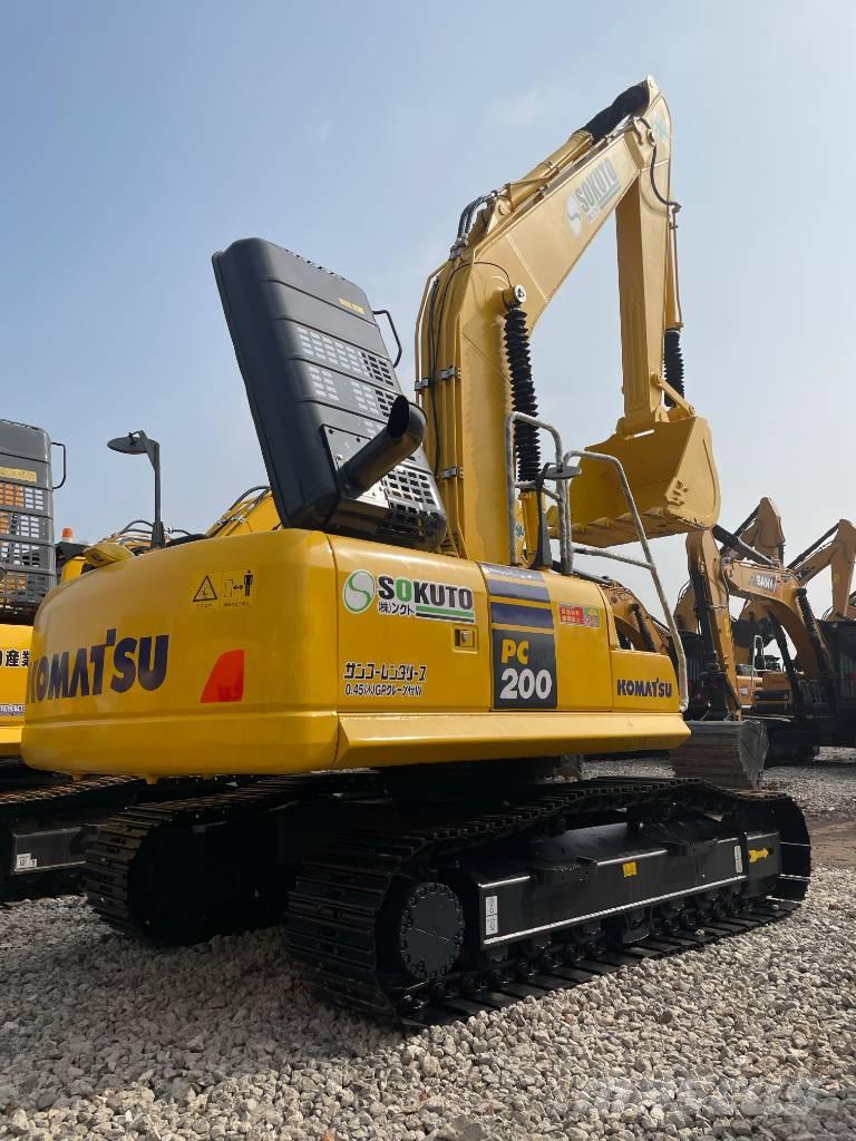 Komatsu PC 200 Crawler excavators