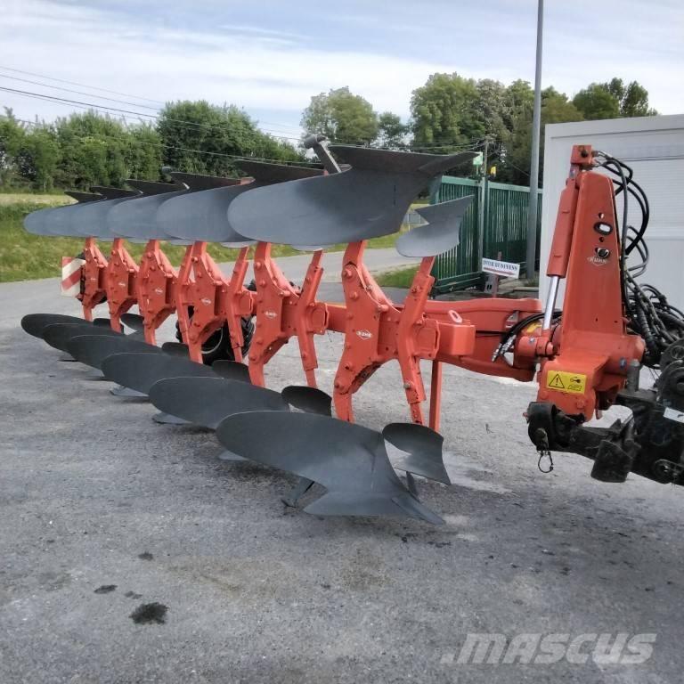 Kuhn Vari-Master 153 Reversible ploughs